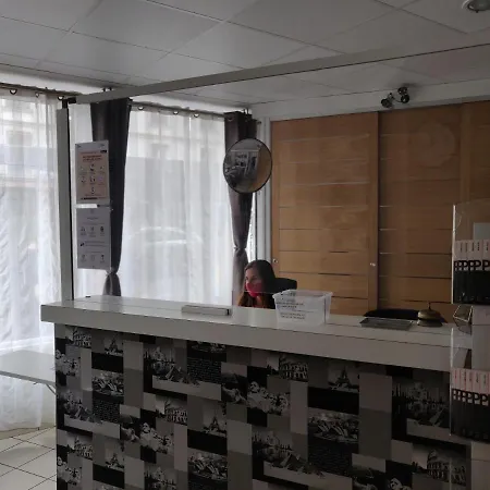 Des Pyrenees * Párizs