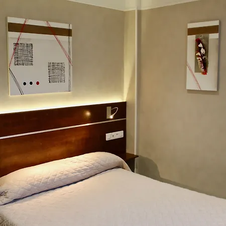 Des Pyrenees Szálloda