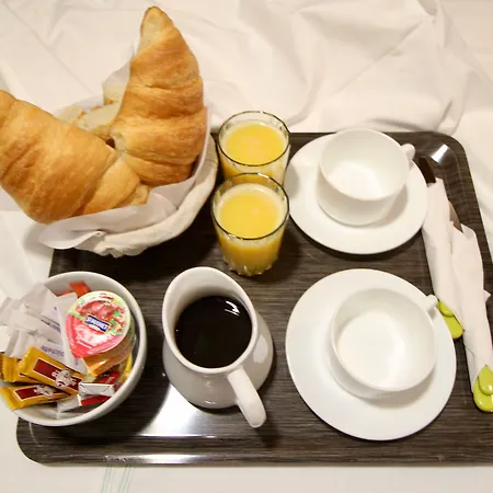 Des Pyrenees * Párizs