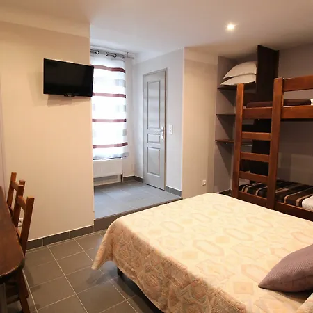 Hotel Des Pyrenees Paris