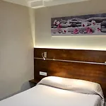 Des Pyrénées Hotel