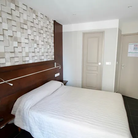 Hotel Des Pyrenees 3*