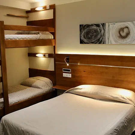 Hotel Des Pyrenees 3*