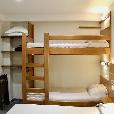 Des Pyrenees Hotel Paris