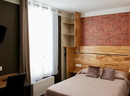 Hotel Des Pyrenees 3*