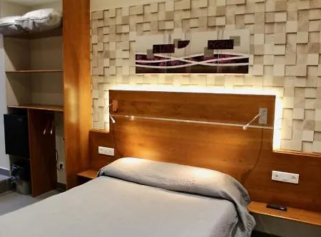 Hotel Des Pyrenees 3*
