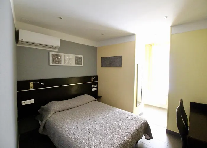 比利牛斯酒店 酒店 巴黎